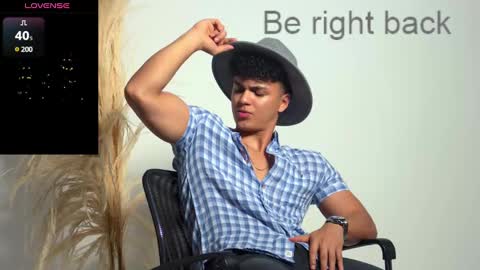 EDWARD CLARCK online show from 02-25-25, 06:03