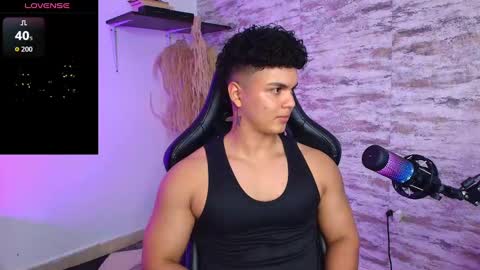 EDWARD CLARCK online show from 10-03-25, 01:57