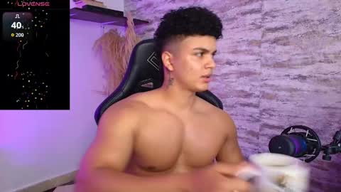 EDWARD CLARCK online show from 10-04-25, 12:08