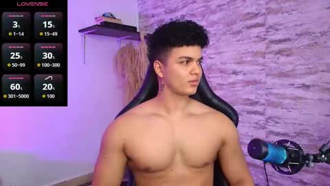 EDWARD CLARCK online show from 10-12-25, 11:04