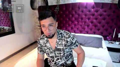 Snapshot of edward_maxx chatting on 03-15-26, 03:23 Eduardo online show from 03-15-26, 03:23