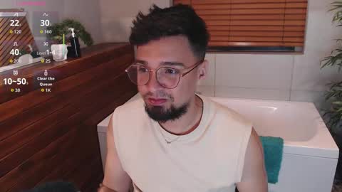 Snapshot of edward_maxx chatting on 03-21-26, 04:06 Eduardo online show from 03-21-26, 04:06