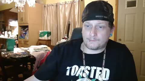 Snapshot of edwardaims_2please chatting on 11-24-25, 01:16 edwardaims_2please online show from 11-24-25, 01:16