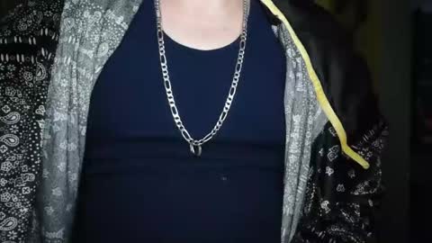 Snapshot of edwardaims_2please chatting on 12-05-25, 04:10 edwardaims_2please online show from 12-05-25, 04:10