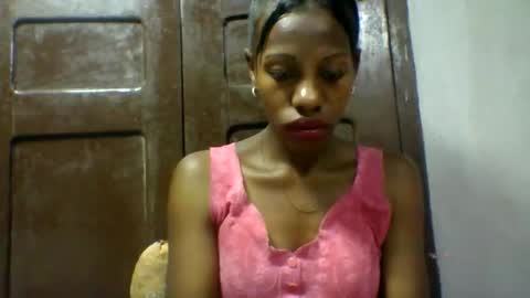 edwige770943 online show from 05-06-26, 03:46