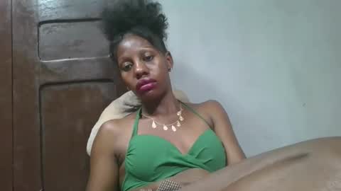 edwige770943 online show from 06-05-26, 07:52