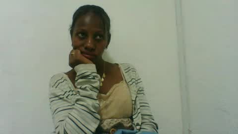 edwige770943 online show from 06-11-26, 05:22