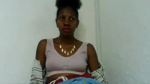 edwige770943 online show from 06-13-26, 07:39