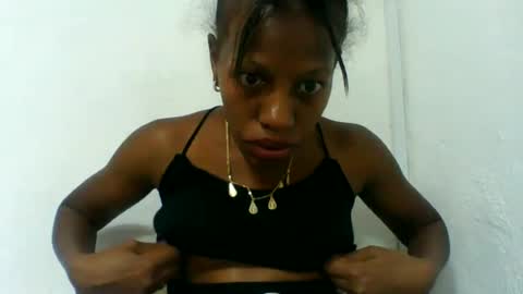 edwige770943 online show from 06-15-26, 04:31