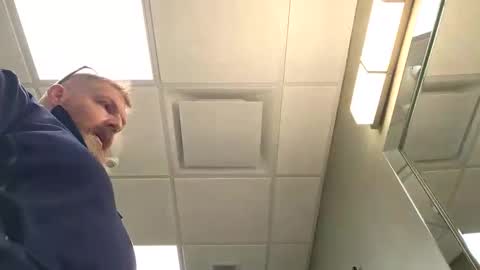 Eddya online show from 12-20-24, 03:31