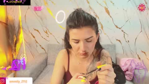 Snapshot of eemily_1 chatting on 09-10-25, 01:00 eemily_1 online show from 09-10-25, 01:00