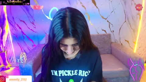 Snapshot of eemily_1 chatting on 09-13-25, 01:33 eemily_1 online show from 09-13-25, 01:33