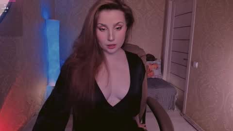 Snapshot of eesmaaarr chatting on 09-24-25, 11:41 eesmaaarr online show from 09-24-25, 11:41