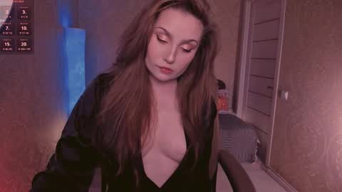 Snapshot of eesmaaarr chatting on 10-16-25, 11:28 eesmaaarr online show from 10-16-25, 11:28