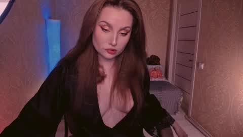 Snapshot of eesmaaarr chatting on 11-06-25, 10:54 eesmaaarr online show from 11-06-25, 10:54