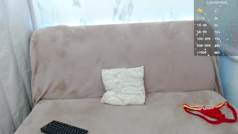 Snapshot of eesprit chatting on 01-14-25, 01:28 Daniel and Alex online show from 01-14-25, 01:28