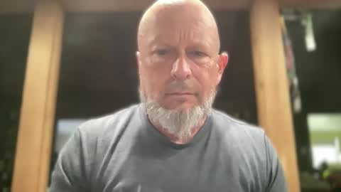 Snapshot of eevilempire chatting on 05-14-26, 04:47 Harley Biker online show from 05-14-26, 04:47