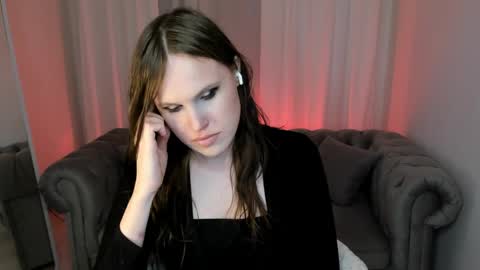 Snapshot of effiemur chatting on 06-02-26, 09:39 Effie Mur online show from 06-02-26, 09:39