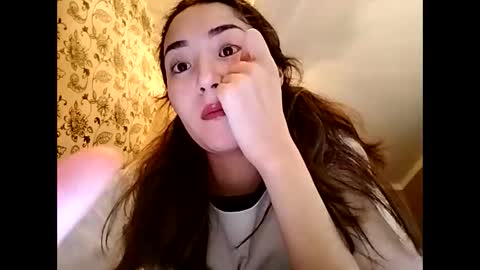 Snapshot of effy007 chatting on 09-15-25, 01:11 Effy online show from 09-15-25, 01:11