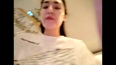 Snapshot of effy007 chatting on 09-28-25, 01:27 Effy online show from 09-28-25, 01:27