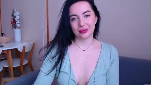 Snapshot of effy_m chatting on 12-26-24, 09:11 Effy online show from 12-26-24, 09:11