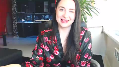 Snapshot of effy_m chatting on 03-06-25, 11:47 Effy online show from 03-06-25, 11:47
