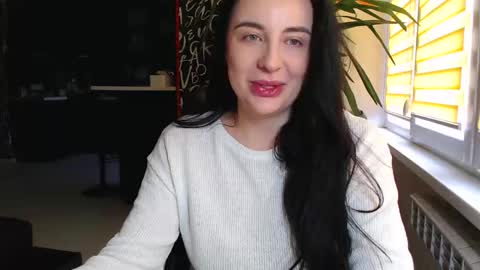 Snapshot of effy_m chatting on 09-24-25, 10:29 Effy online show from 09-24-25, 10:29