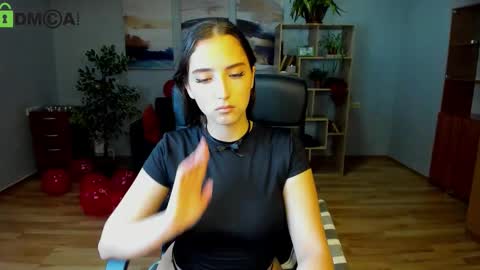 Effy Royse online show from 02-15-26, 07:51