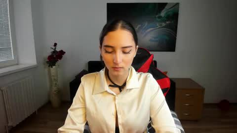 Effy Royse online show from 02-27-26, 12:49