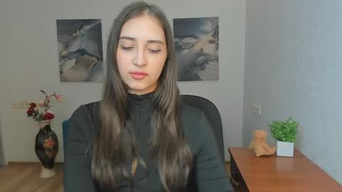 Effy Royse online show from 04-29-26, 05:30