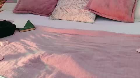 Snapshot of effyevans2 chatting on 10-25-25, 04:09 - new video where i CUM in BIO online show from 10-25-25, 04:09