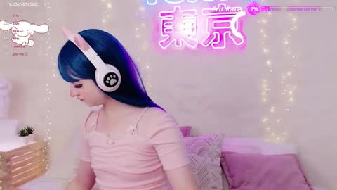 Snapshot of effyevans2 chatting on 11-12-25, 04:24 - new video where i CUM in BIO online show from 11-12-25, 04:24