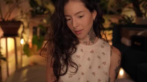 Snapshot of effylowell_ chatting on 01-06-26, 02:04 Effy online show from 01-06-26, 02:04