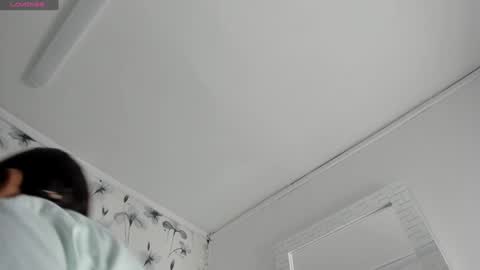 Snapshot of ehotloveaxxx chatting on 12-11-24, 01:06 Valery online show from 12-11-24, 01:06
