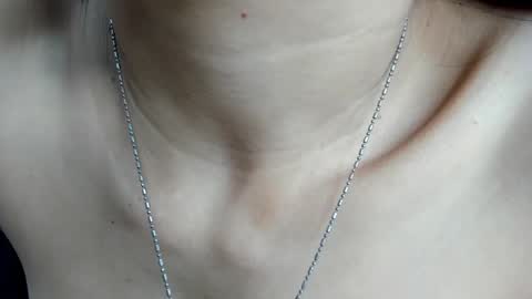 Snapshot of ehotloveaxxx chatting on 02-25-25, 08:09 Valery online show from 02-25-25, 08:09
