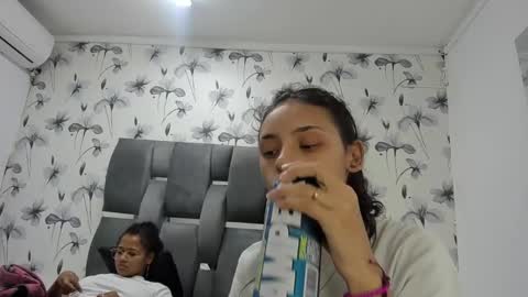Snapshot of ehotloveaxxx chatting on 03-08-25, 09:29 Valery online show from 03-08-25, 09:29