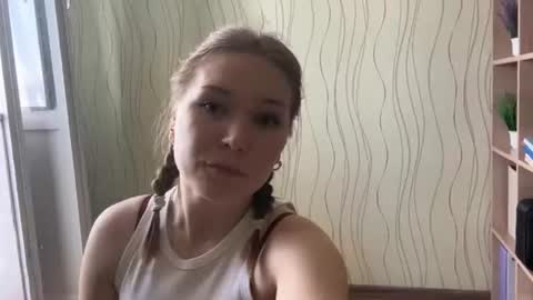 Mila online show from 06-27-26, 12:22