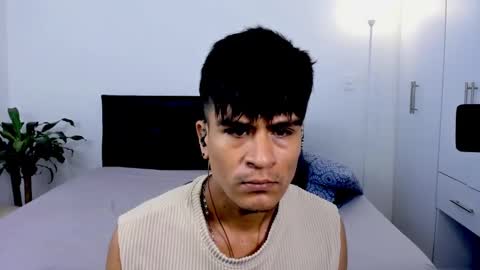 eiden_allenx1 online show from 12-31-24, 01:52
