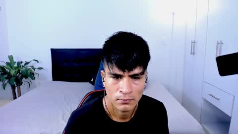 eiden_allenx1 online show from 01-02-25, 05:07