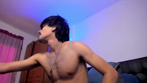 Snapshot of eiden_allenx1 chatting on 02-15-26, 01:41 eiden_allenx1 online show from 02-15-26, 01:41