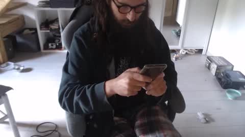 eighthundredeightyeight online show from 04-21-26, 10:10