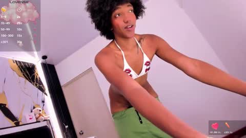 eileenn tanihara online show from 10-20-25, 07:25