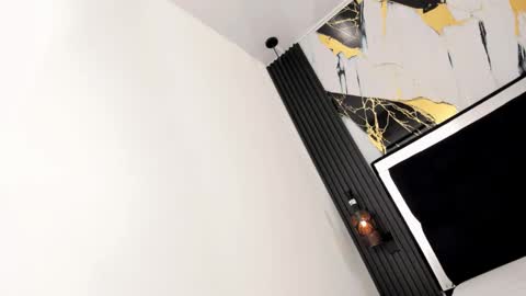 eileenn tanihara online show from 11-26-25, 10:38