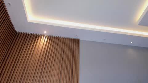 Eilin online show from 12-15-24, 05:31