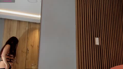 Eilin online show from 12-29-24, 12:34