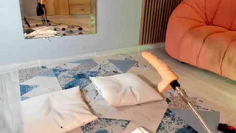 Eilin online show from 03-06-25, 12:10