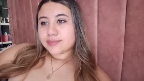 EIMY   MODEL INDEPENDENT online show from 02-24-26, 05:22