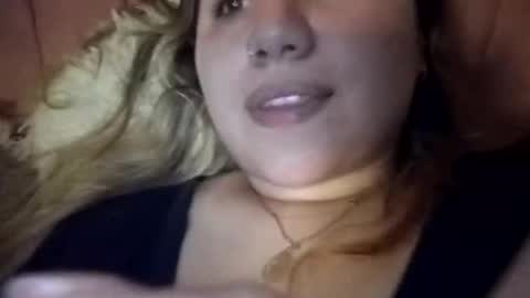 EIMY   MODEL INDEPENDENT online show from 04-01-26, 07:20