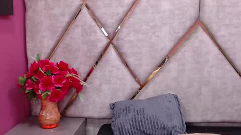eimy_cutte online show from 02-04-25, 06:27