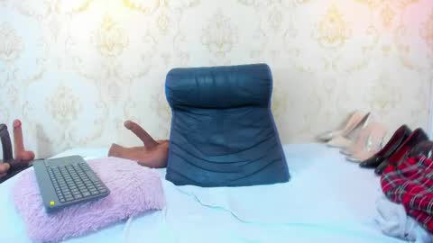 Eimy online show from 04-30-26, 08:57